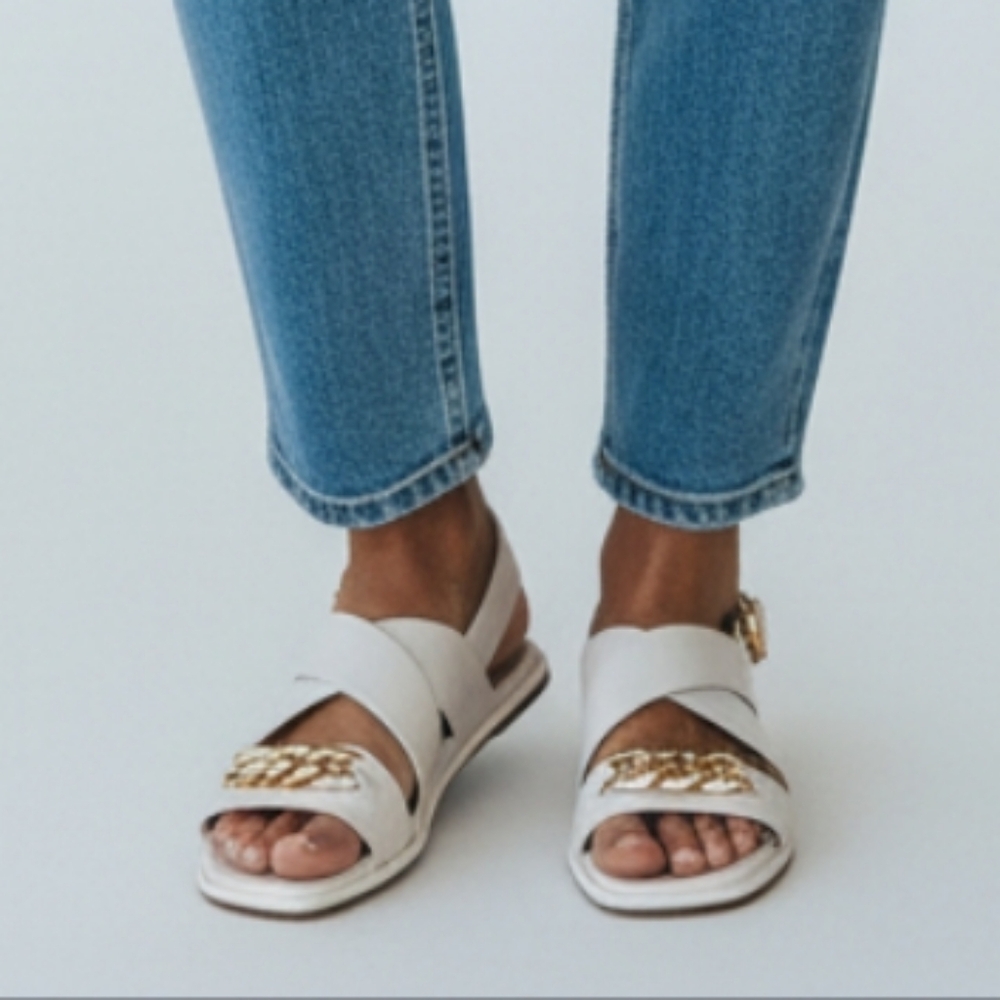 New Michael Kors Sandal In Ivory Size 5.5